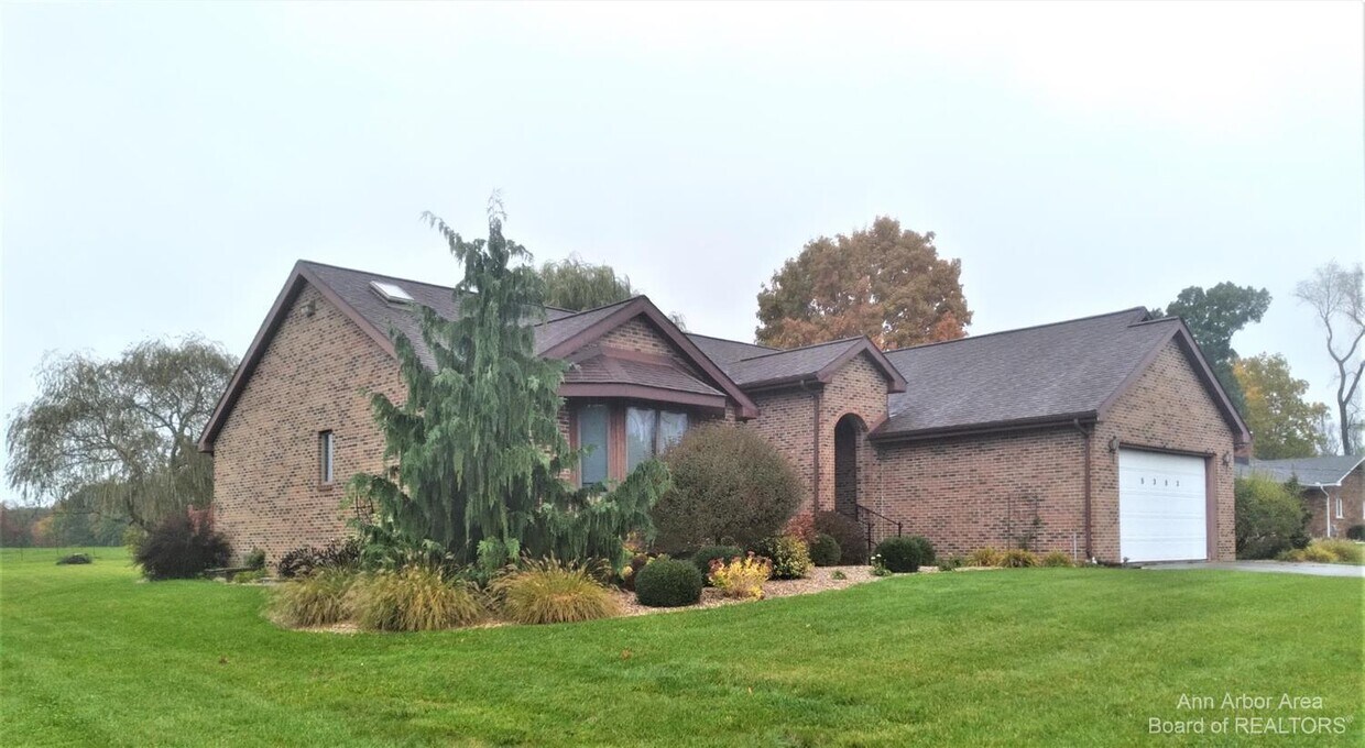 Primary Photo - 5383 Textile Rd