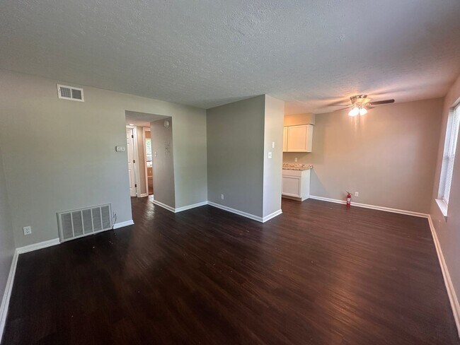 Foto del edificio - 4216 Billtown Rd
