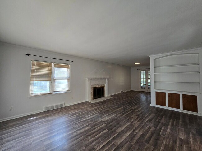 Foto del edificio - 22419 Fairway Dr