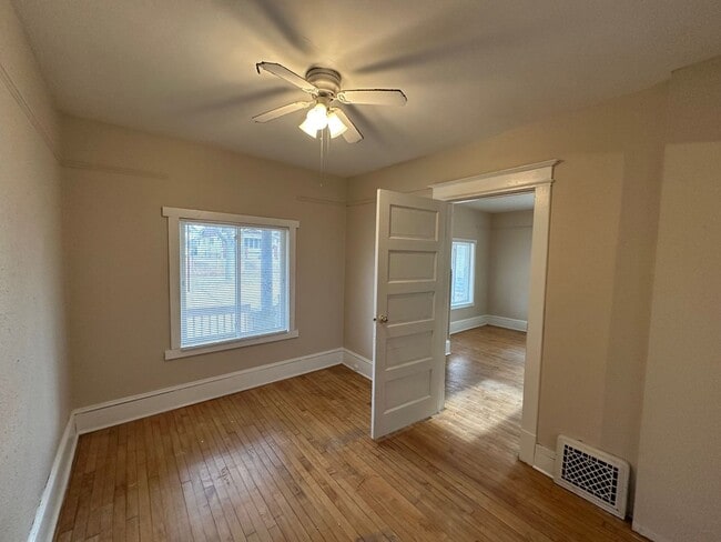 Foto del edificio - 3949 N 13th St