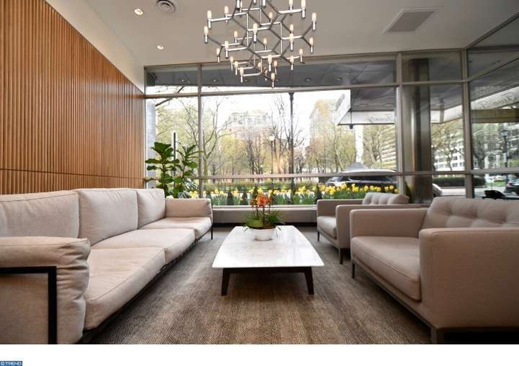 Foto principal - 220 W Rittenhouse Square