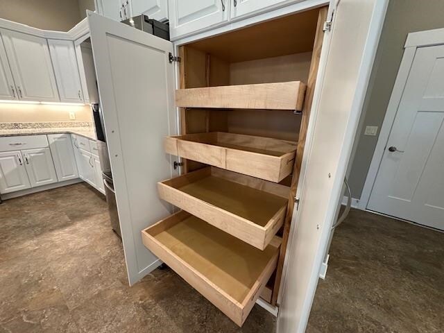 Foto del edificio - 3232 Plum Tree Ln