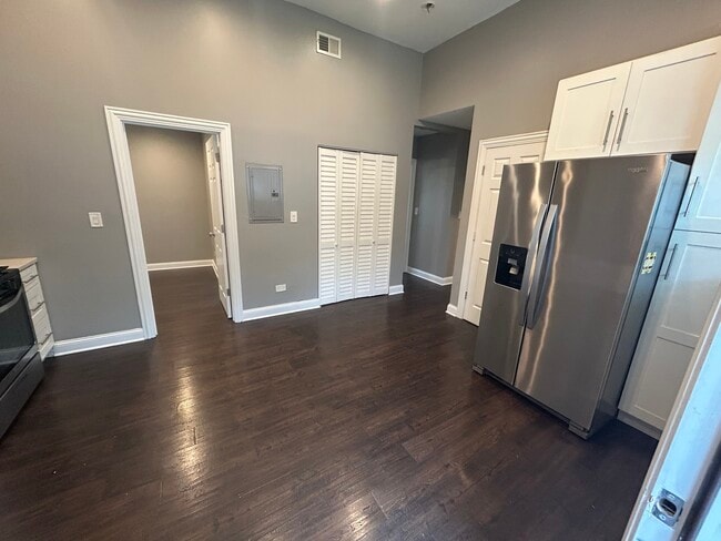 Foto del edificio - 1301 S 51st Ave