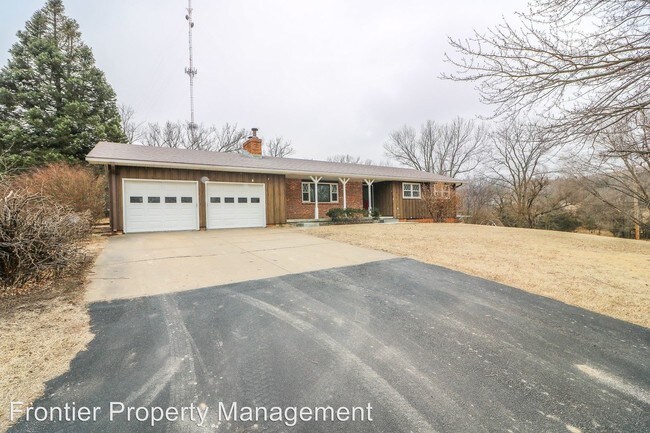 4181 Tuttle Creek Blvd Manhattan Ks 66502 House For Rent In