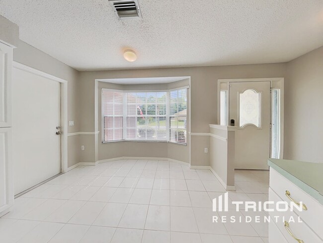 Building Photo - 7419 Valley Ct