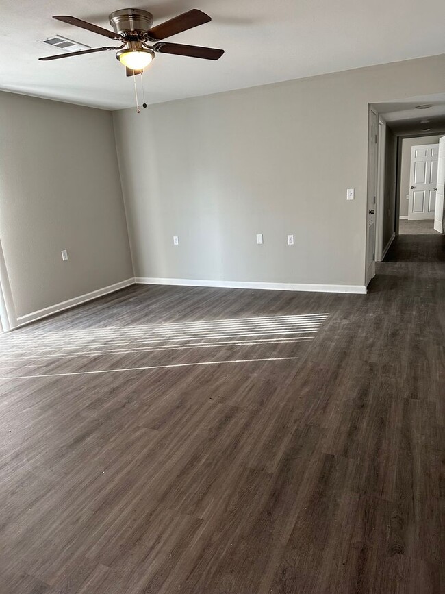 Interior Photo - Westbridge Apartments