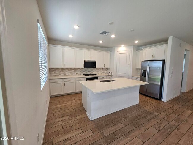 Foto del edificio - 22815 E Watford Dr