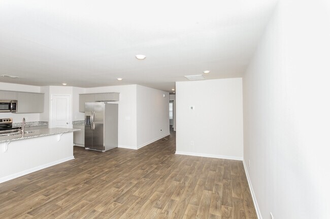 Foto del edificio - 308 Crooked Pne Ct