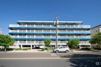 Building Photo - 928 Wesley Ave