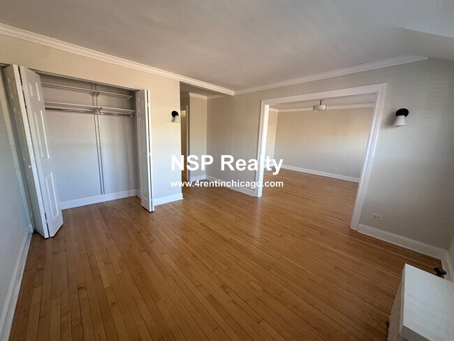 Foto del edificio - 733 Elm St