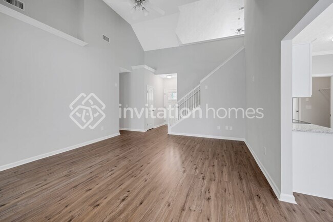 Foto del edificio - 5137 Singing Hills Dr