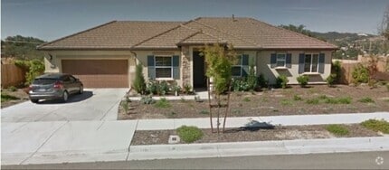 Building Photo - 2032 Vista Oaks Way