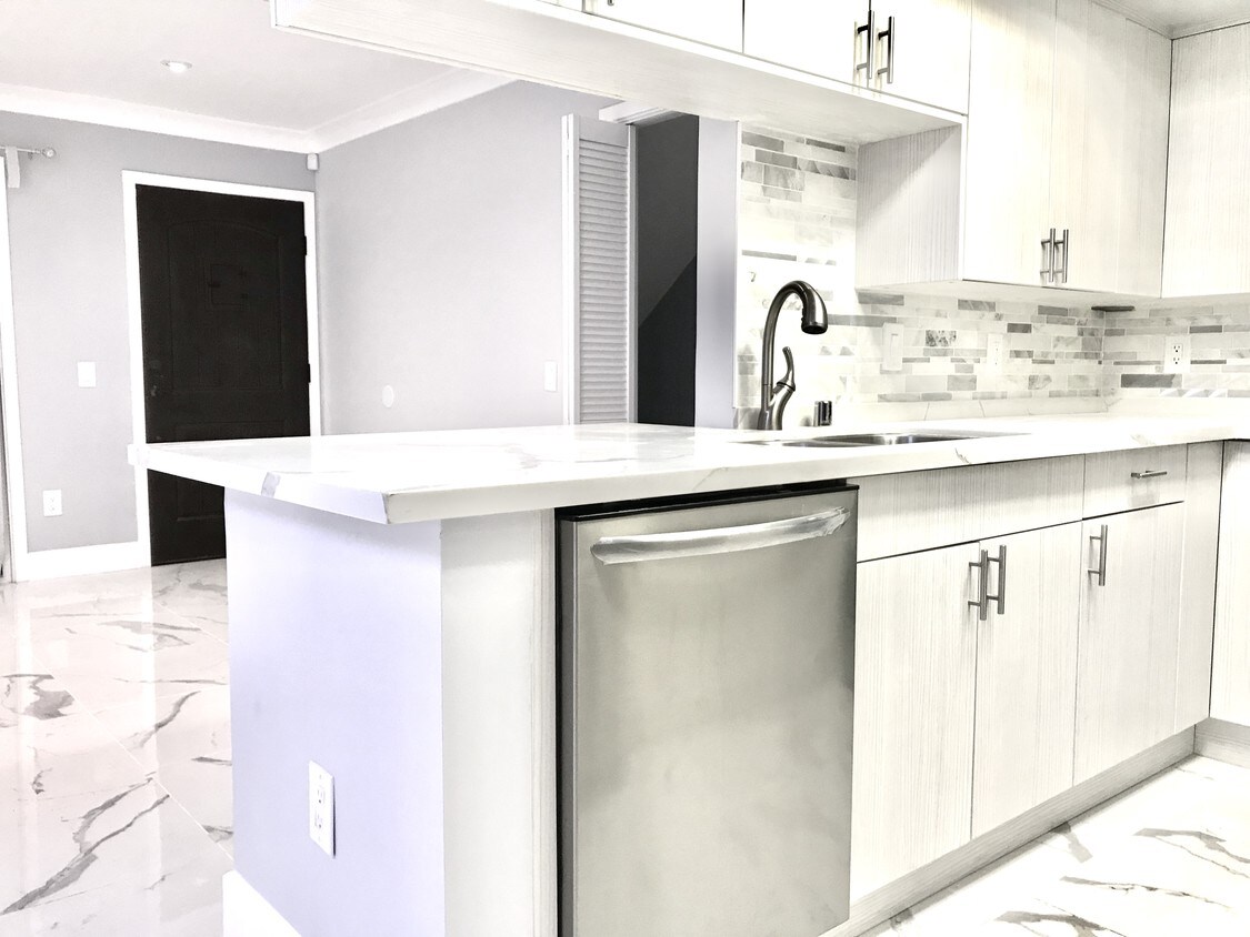 5110 Tujunga Ave, Los Angeles, CA 91601 Condo for Rent in Los Angeles