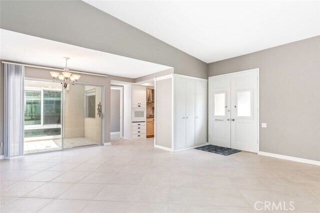 Foto del edificio - 703 Avenida Sevilla