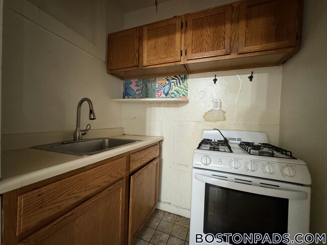 Foto del edificio - 44 Central St