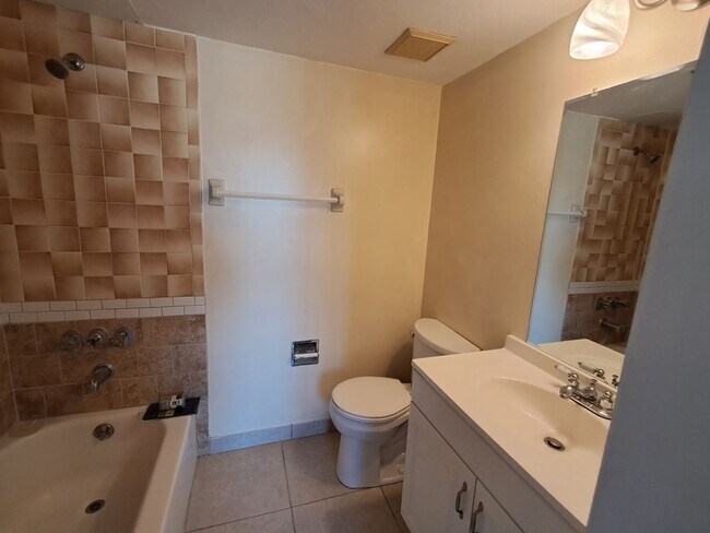 Building Photo - 22523 Westchester Blvd