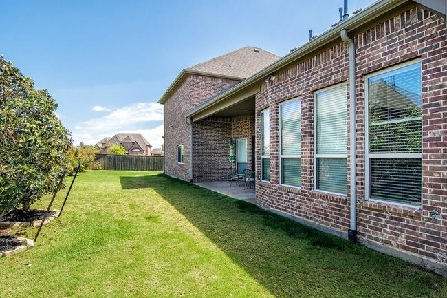 Building Photo - 2229 Alisa Ln