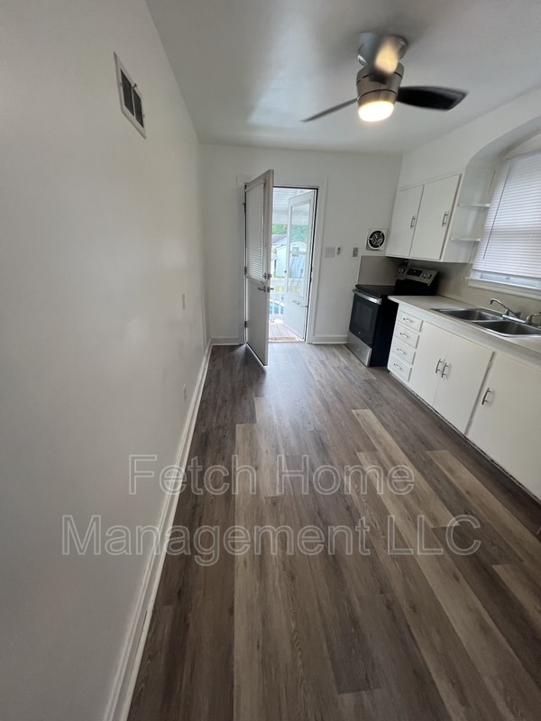 Building Photo - 2861 Horseshoe Pike