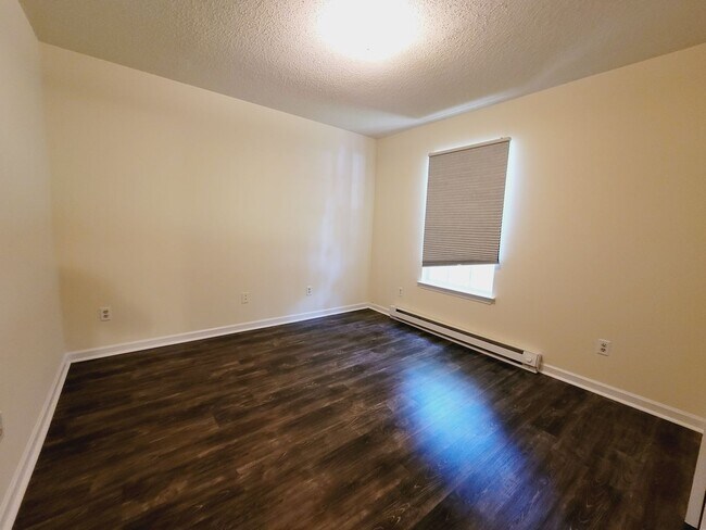 Foto del edificio - Gastonia 2 bed 1 bath