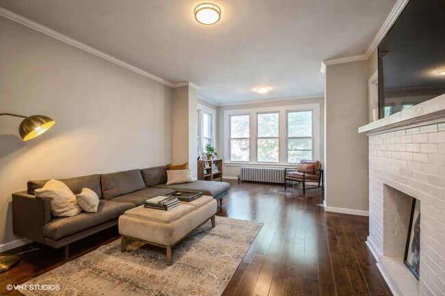 Foto del edificio - 647 Asbury Ave