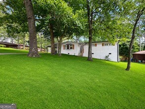 Building Photo - 203 Wendell Dr SE