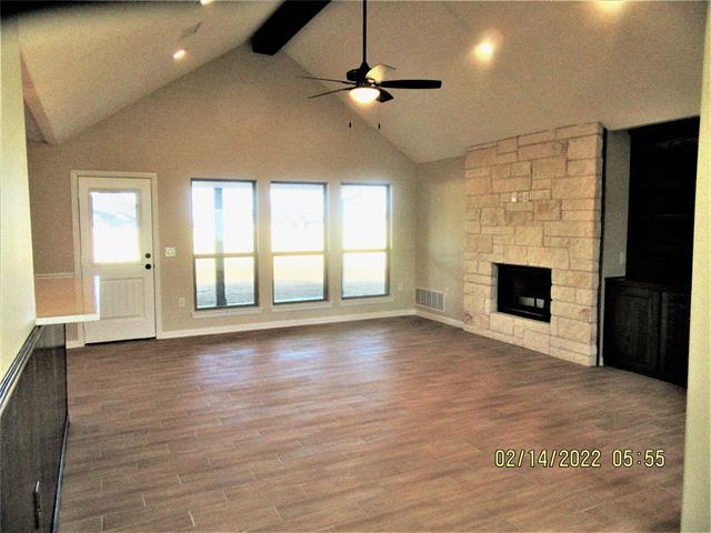 Foto del edificio - 803 Mary Lee Ln