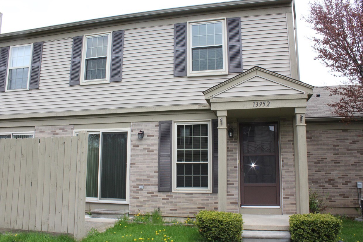 Primary Photo - 13952 Watersway Dr