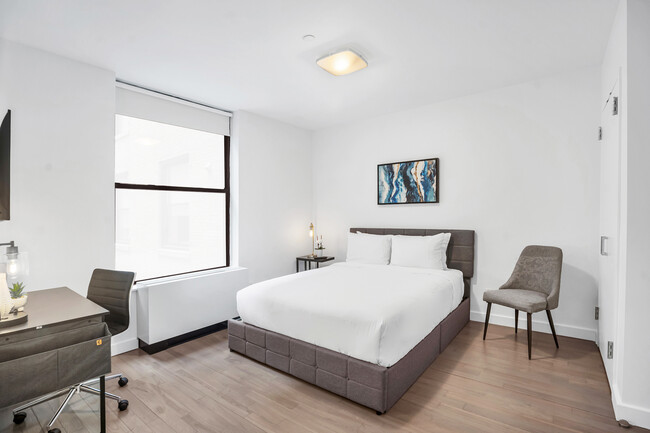 Foto del edificio - National at 888 6th Ave Furnished Apartments