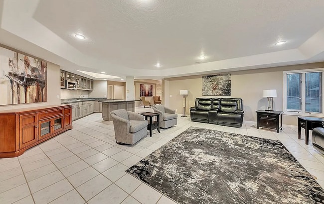 Garden Level in Luxury Home Available May 1st - Garden Level in Luxury Home Available May 1st