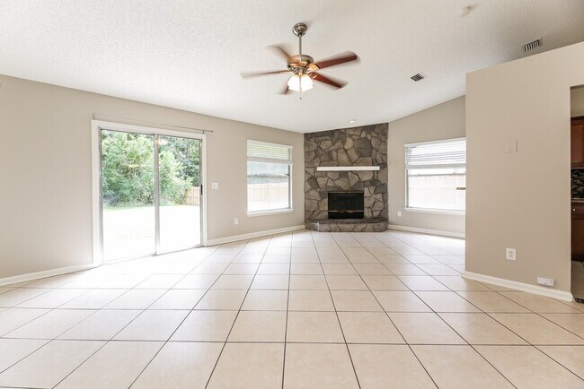 Foto del edificio - 1552 Shearwater Dr