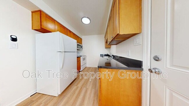 Building Photo - 620 G St