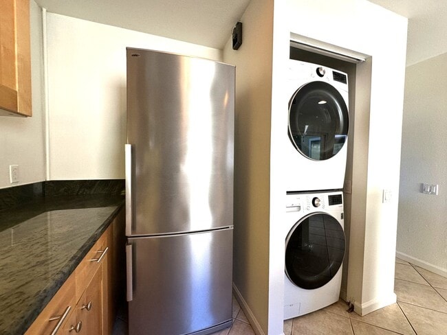 Building Photo - Mira Mesa - Single-Story Detached Condo w ...
