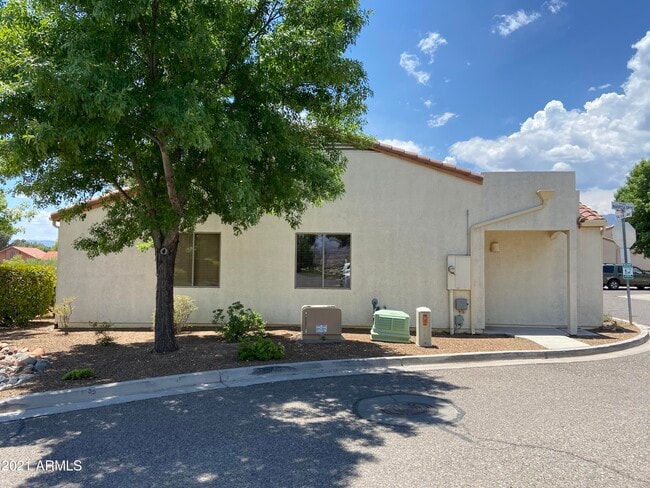 Building Photo - 935 Salida Ln