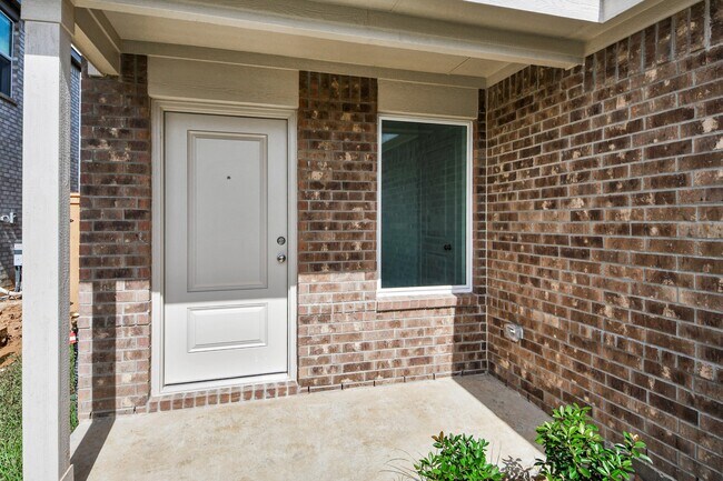 Foto del edificio - 16831 Spotted Oak Dr