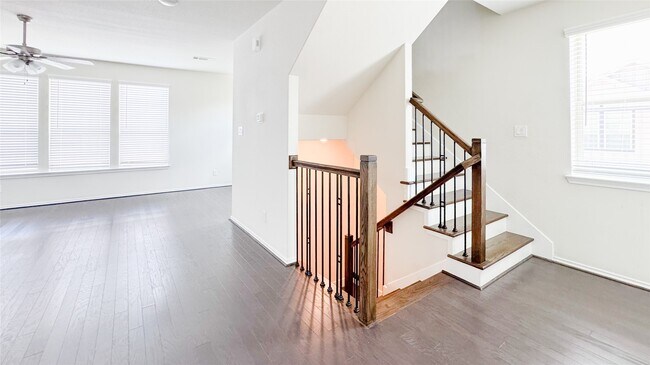 Foto del edificio - 3123 Yukon Trace Dr