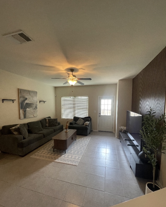 Foto del edificio - 3801 Black Granite Dr