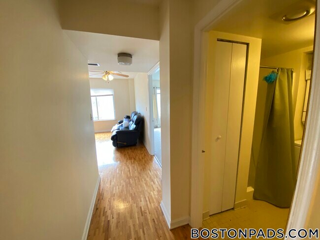 Foto del edificio - 345 Franklin St