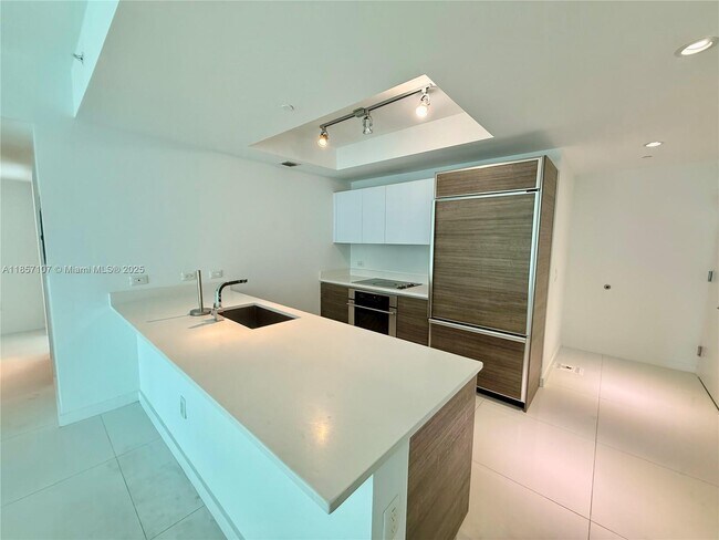 Foto del edificio - 1100S S Miami Ave