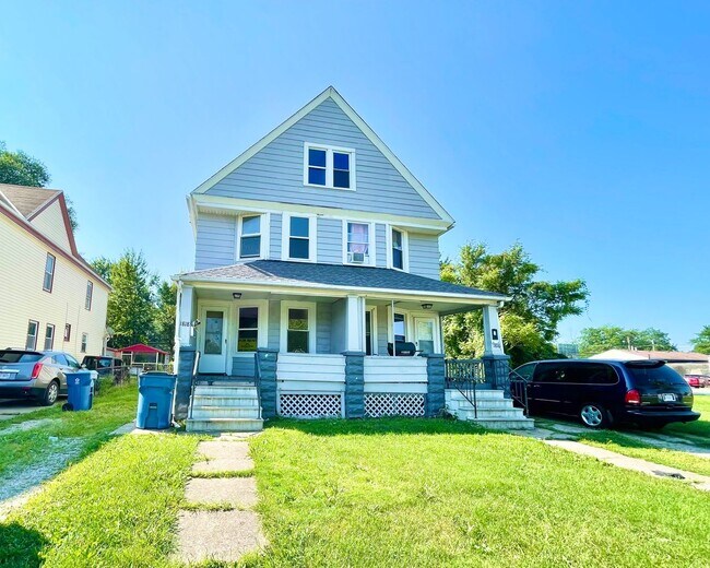 Foto del edificio - 1818-1818 E 29th St