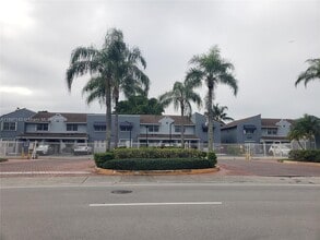 Building Photo - 6960 NW 173rd Dr