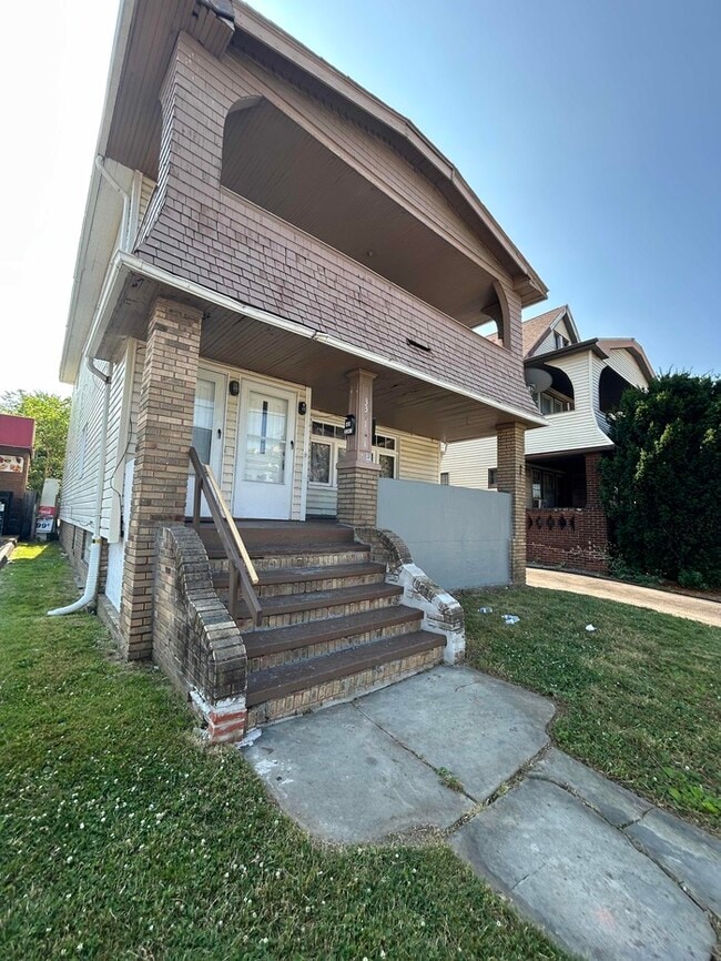 Foto del edificio - 3391 W 117th St