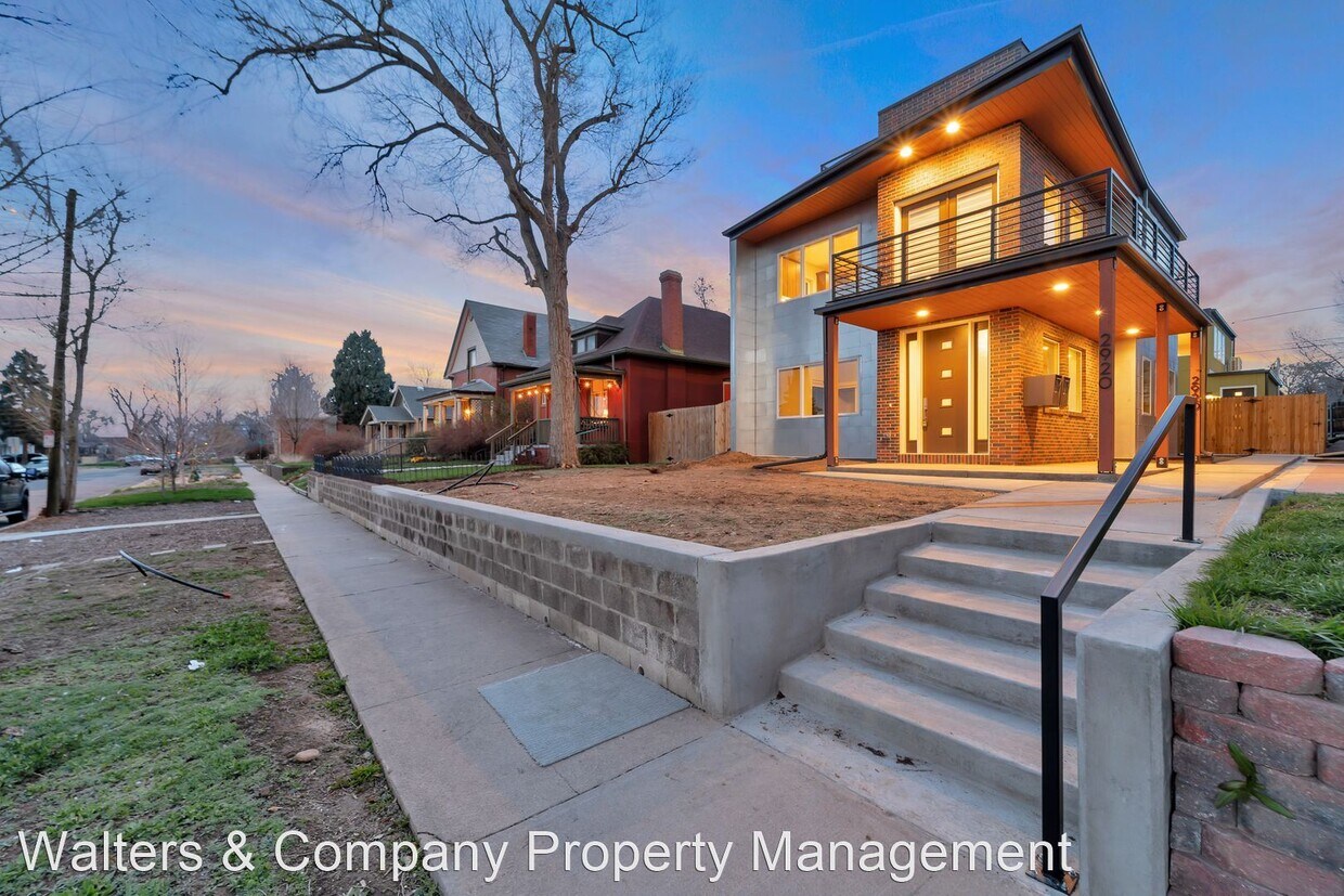 Foto principal - 4 br, 4 bath House - 2920 N. Columbine Street