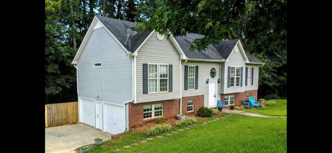 Building Photo - 478 S Hillcrest Rd