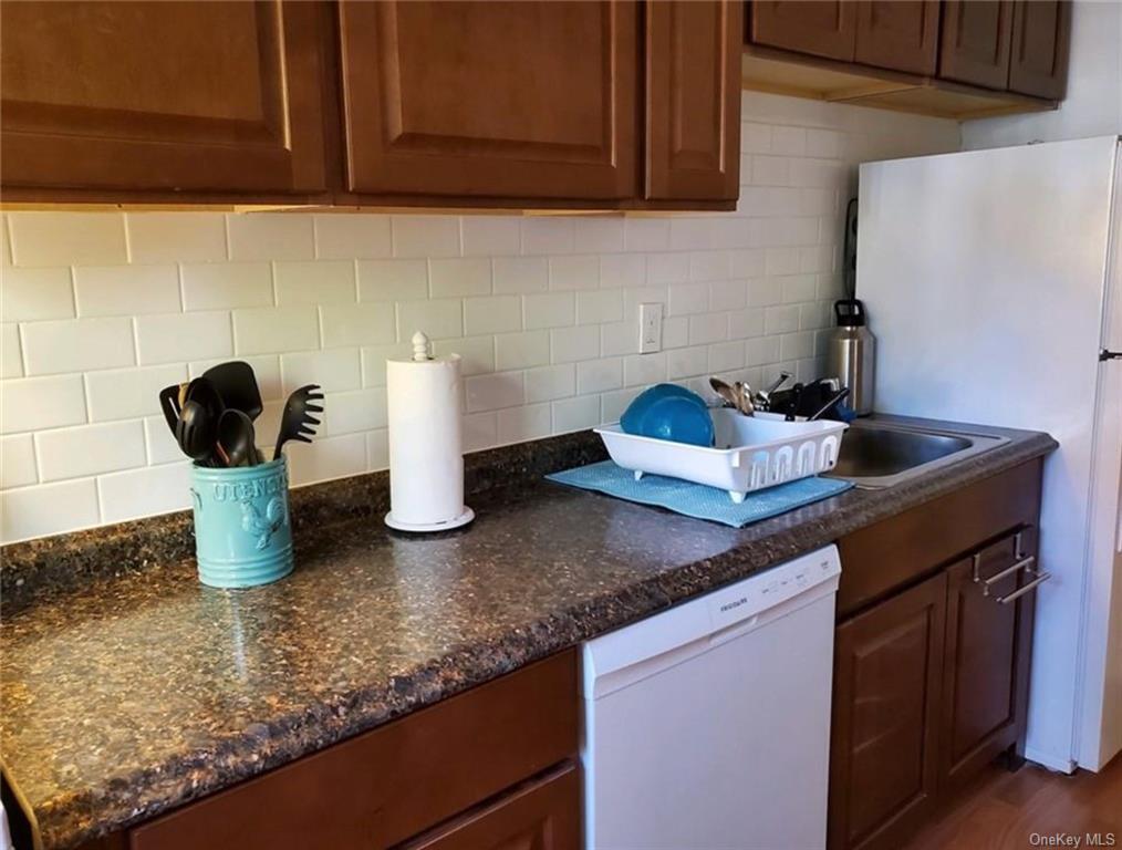 9 Kelly Hill Rd, Otisville, NY 10963 Apartment for Rent in Otisville