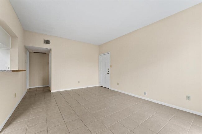 Foto del edificio - 2626 Holly Hall St