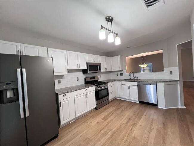 Foto del edificio - 1518 White Oak Loop