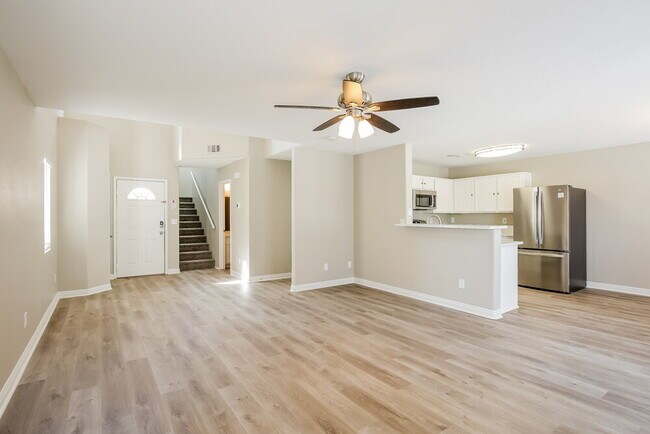 Foto del edificio - 4944 Sapphire Light St
