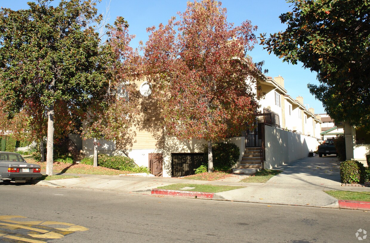 Foto principal - Residential Condominiums