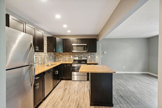 Foto del edificio - 4105 Harvest Ln