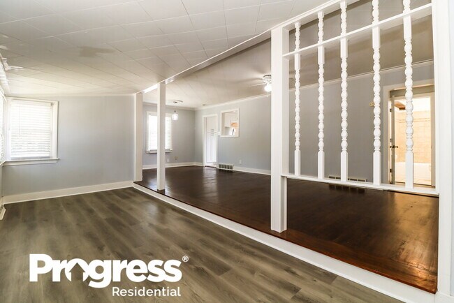 Building Photo - 259 B St